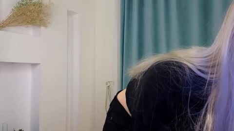 Aurora online show from 09.28.25