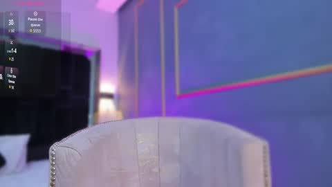 Aurora  online show from 09.17.25