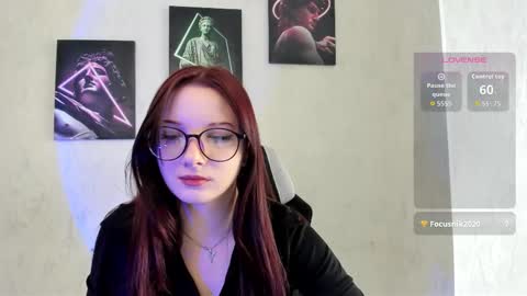 Snapshot of aurorakanie chatting on 02.04.26 aurorakanie online show from 02.04.26