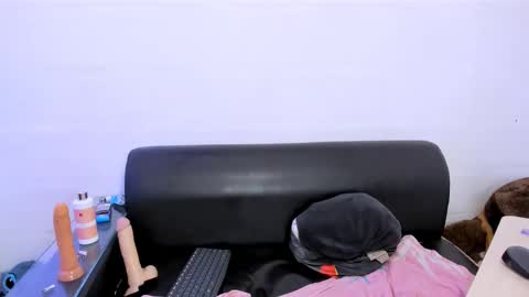 INSTAGRAM AURORA MCRY online show from 12.28.24