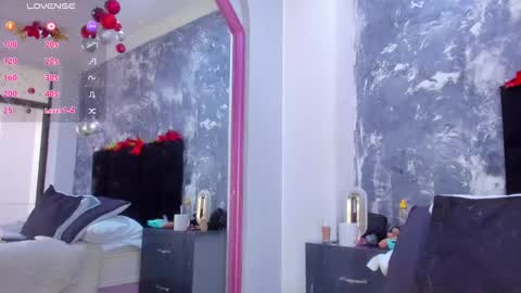 Aurora Rojas online show from 01.05.25