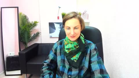 Snapshot of aurorascript chatting on 12.30.24 Aurora online show from 12.30.24