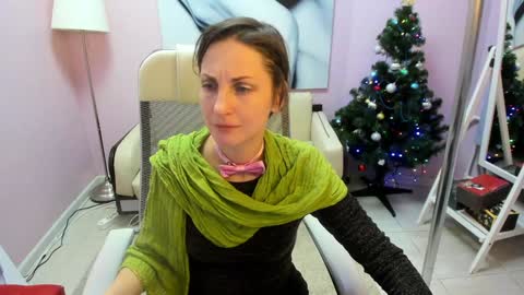 Snapshot of aurorascript chatting on 01.01.25 Aurora online show from 01.01.25