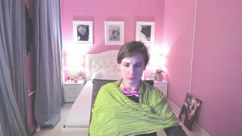 Snapshot of aurorascript chatting on 03.12.25 Aurora online show from 03.12.25