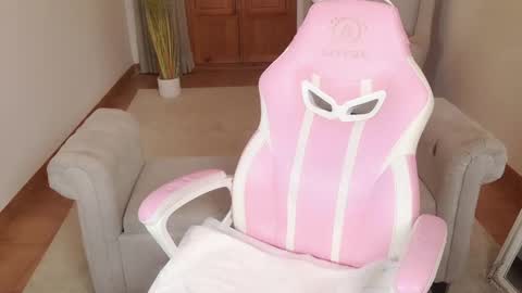 Aurora online show from 03.05.26