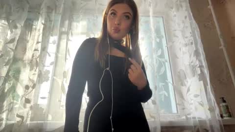 Elizabeth online show from 02.11.26