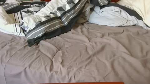 Austin online show from 04.19.26