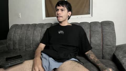 Snapshot of austin_falcon chatting on 01.22.25 Austin online show from 01.22.25