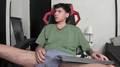 Snapshot of austin_falcon chatting on 02.14.25 Austin online show from 02.14.25