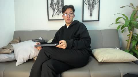 austinreeds online show from 11.08.25