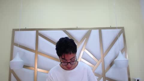 austinreeds online show from 02.21.26