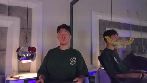 austinreeds online show from 04.12.26