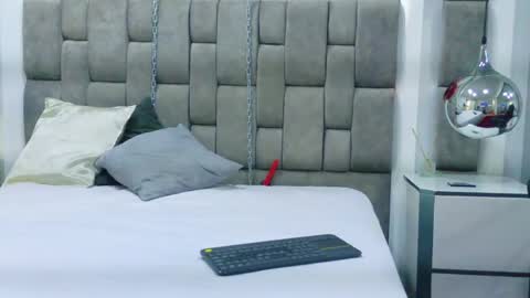 austinreeds online show from 04.18.26