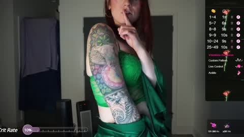 Snapshot of autumnnights chatting on 12.03.24   online show from 12.03.24