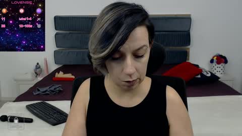 AutumnOpal online show from 12.19.24