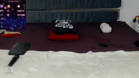 AutumnOpal online show from 02.20.25