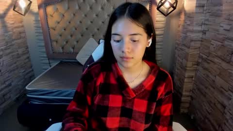 Snapshot of ava_broown chatting on 12.03.24 online show from 12.03.24