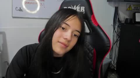 Snapshot of ava_broown chatting on 12.24.24 online show from 12.24.24