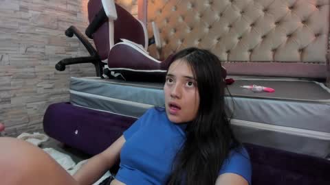 Snapshot of ava_broown chatting on 01.21.25 online show from 01.21.25