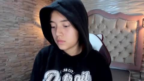 Snapshot of ava_broown chatting on 02.03.25 online show from 02.03.25