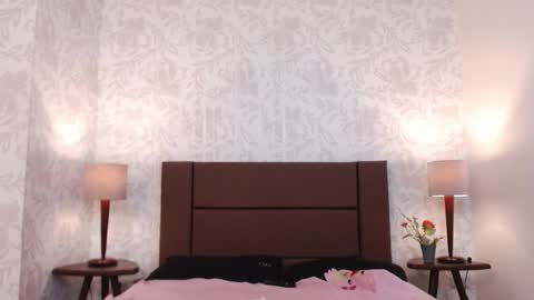 Ava  online show from 12.02.25