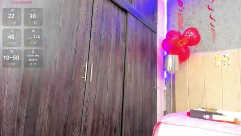 Snapshot of avaa_am chatting on 09.26.25 AVA online show from 09.26.25