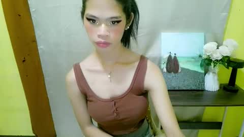 Snapshot of avacadaxcx chatting on 11.28.25 avacadaxcx online show from 11.28.25