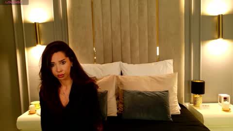 Snapshot of avalanne_ chatting on 09.14.25 Abby online show from 09.14.25