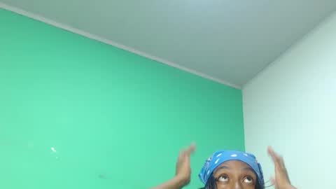 avalericherrycm101 online show from 11.02.25