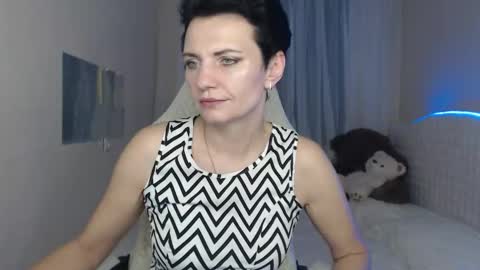 avasaturnian online show from 11.22.25