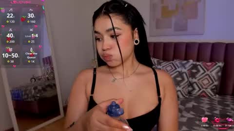 Ava  online show from 11.15.25