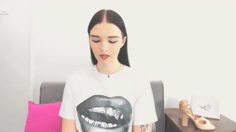 Snapshot of avasensitive69 chatting on 09.22.25 avasensitive69 online show from 09.22.25