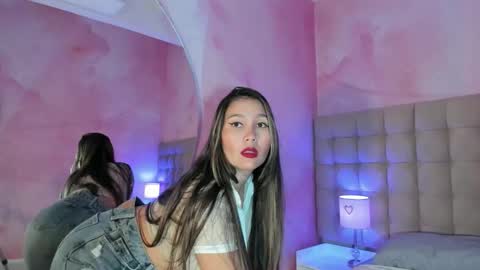 avawhiite online show from 02.08.26