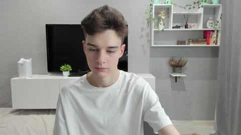 Snapshot of avegothy chatting on 02.03.25 gothy 3 online show from 02.03.25