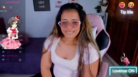 Snapshot of avelis_trum2 chatting on 09.16.25 Abbigail online show from 09.16.25