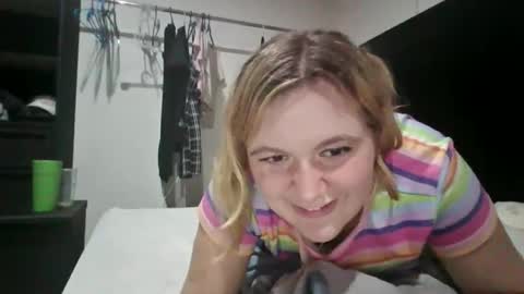 Avery Doll online show from 06.11.26