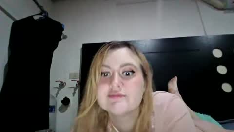 Avery Doll online show from 06.15.26