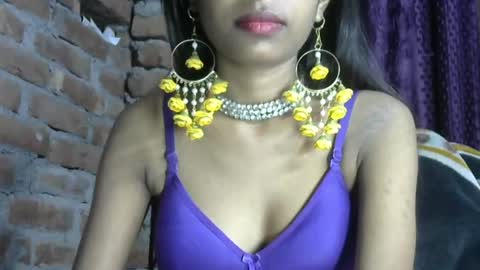 avery_lust01 online show from 01.28.25