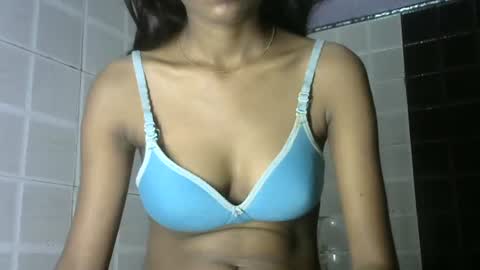 Snapshot of avery_lust01 chatting on 07.11.26 avery_lust01 online show from 07.11.26
