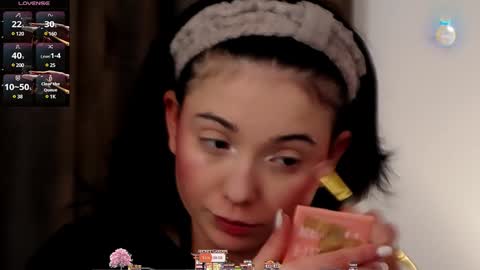 AveryWillow online show from 01.11.25