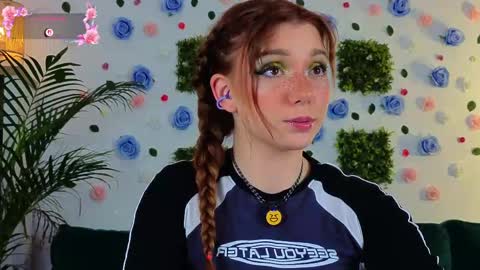 Snapshot of averywillow chatting on 05.29.26 AveryWillow online show from 05.29.26