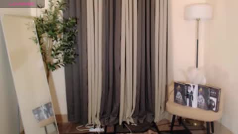 Snapshot of avi_maria12 chatting on 05.30.26 Call me Avi online show from 05.30.26