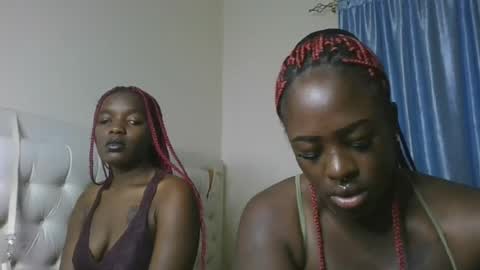 Snapshot of avian_babe1 chatting on 06.17.26 avian_babe1 online show from 06.17.26