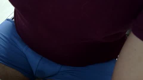 Snapshot of aviatoradz chatting on 10.11.25 aviatoradz online show from 10.11.25