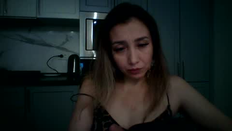 avinelra online show from 06.16.26