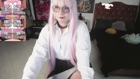 Abril online show from 12.17.24