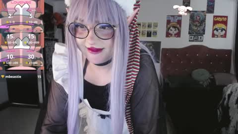 Abril online show from 12.22.24