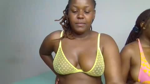 Snapshot of avril_lily chatting on 02.24.26 Avril online show from 02.24.26