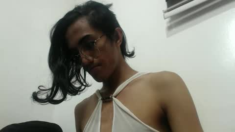 Snapshot of awake_my_bighardcock chatting on 09.22.25 nahara online show from 09.22.25