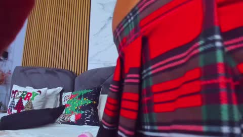 Ella online show from 12.18.24